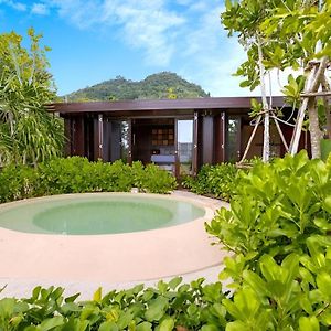 Villa Beach Front